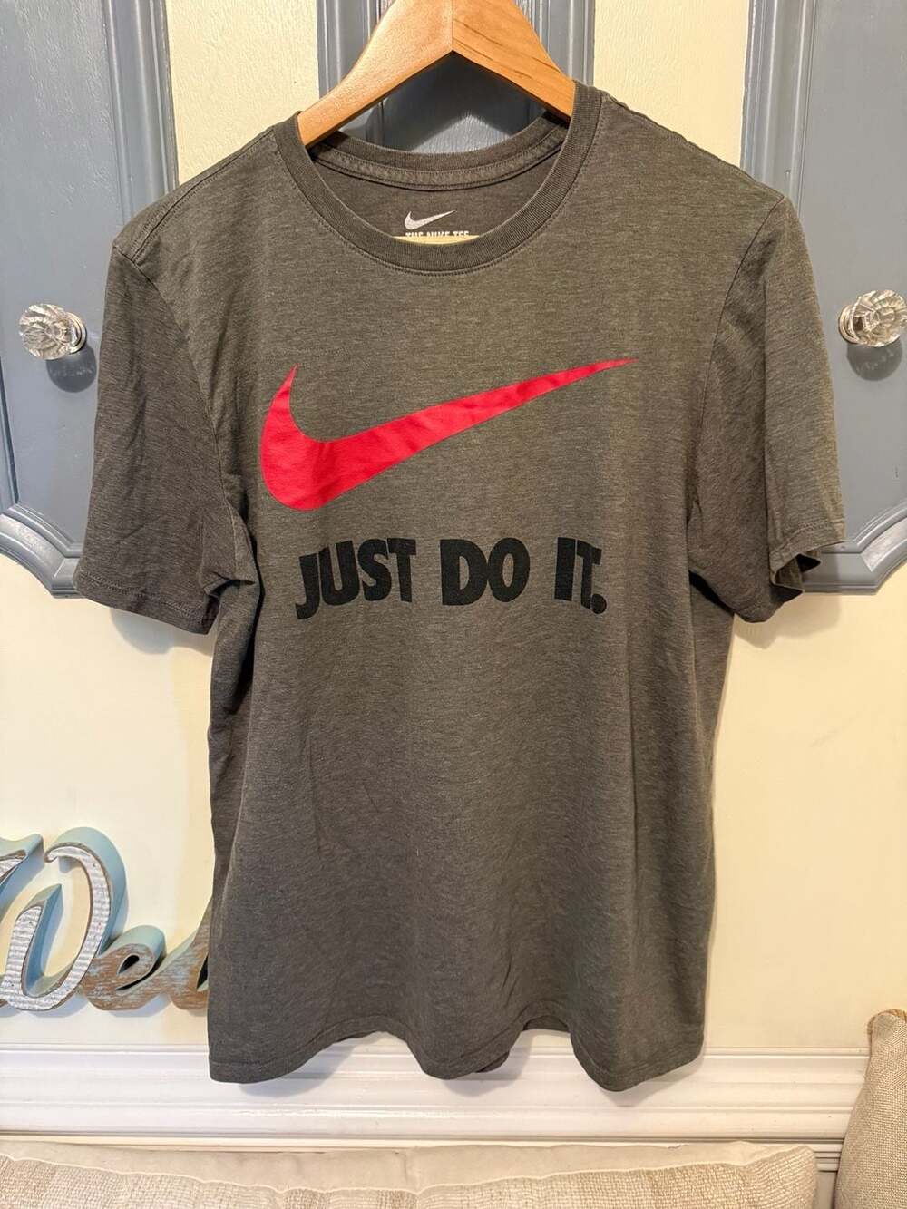Nike The Nike Tee Just Do It Charcoal Gray T-Shirt with Red Swoosh